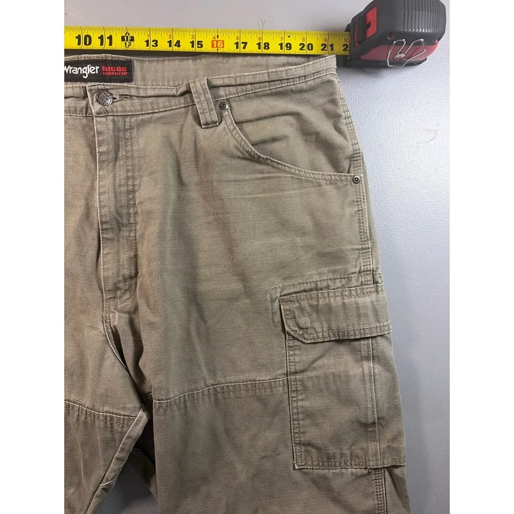 Wrangler RIGGS Workwear Cargo Pants Mens 42x32 Brown Ripstop Relaxed Fit 3W060BR